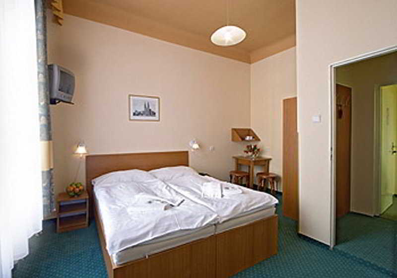 Hotel Sofia Prague Room photo